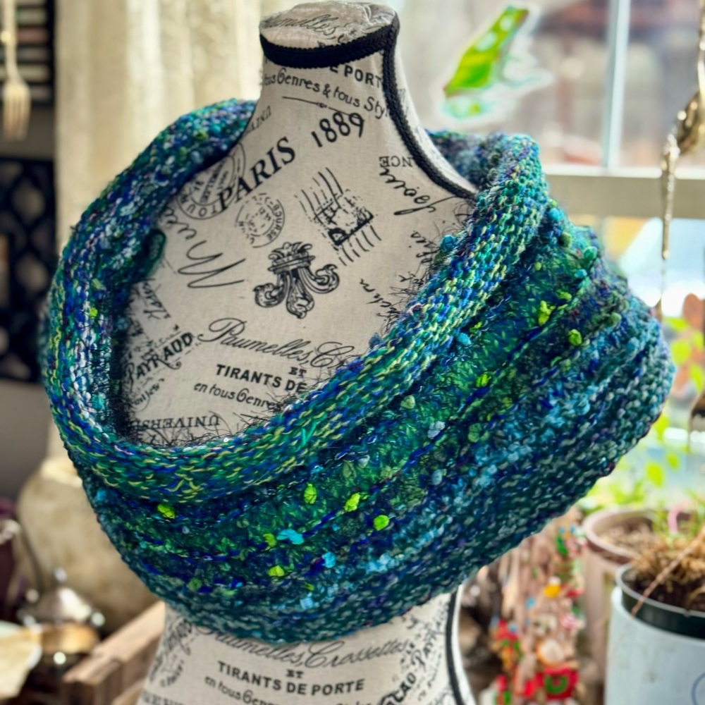 Premium Wool Infinity Scarf —Witchy Ocean Blues•4-Strand Hand Knit•One-of-a-Kind - Picture 11 of 17